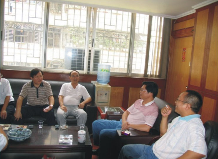 公司高層接受《陶瓷壹周》專(zhuān)刊采訪(fǎng)